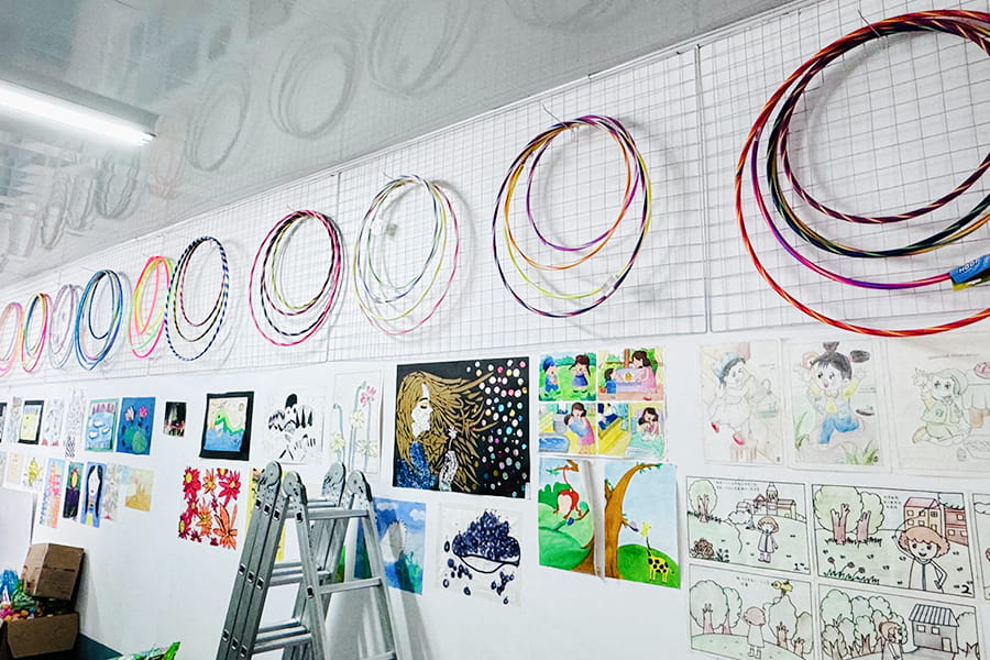 จัดแสดงผนัง